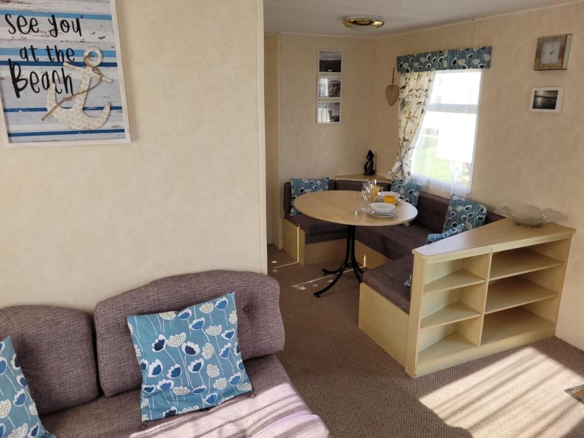 341 Family Caravan At Marine Holiday Park, Sleeps 6 Hotel Рил Екстериор снимка